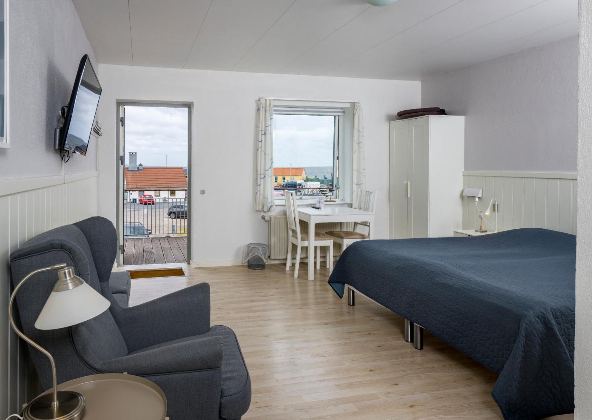Hvalpsund Faergekro Esterno foto