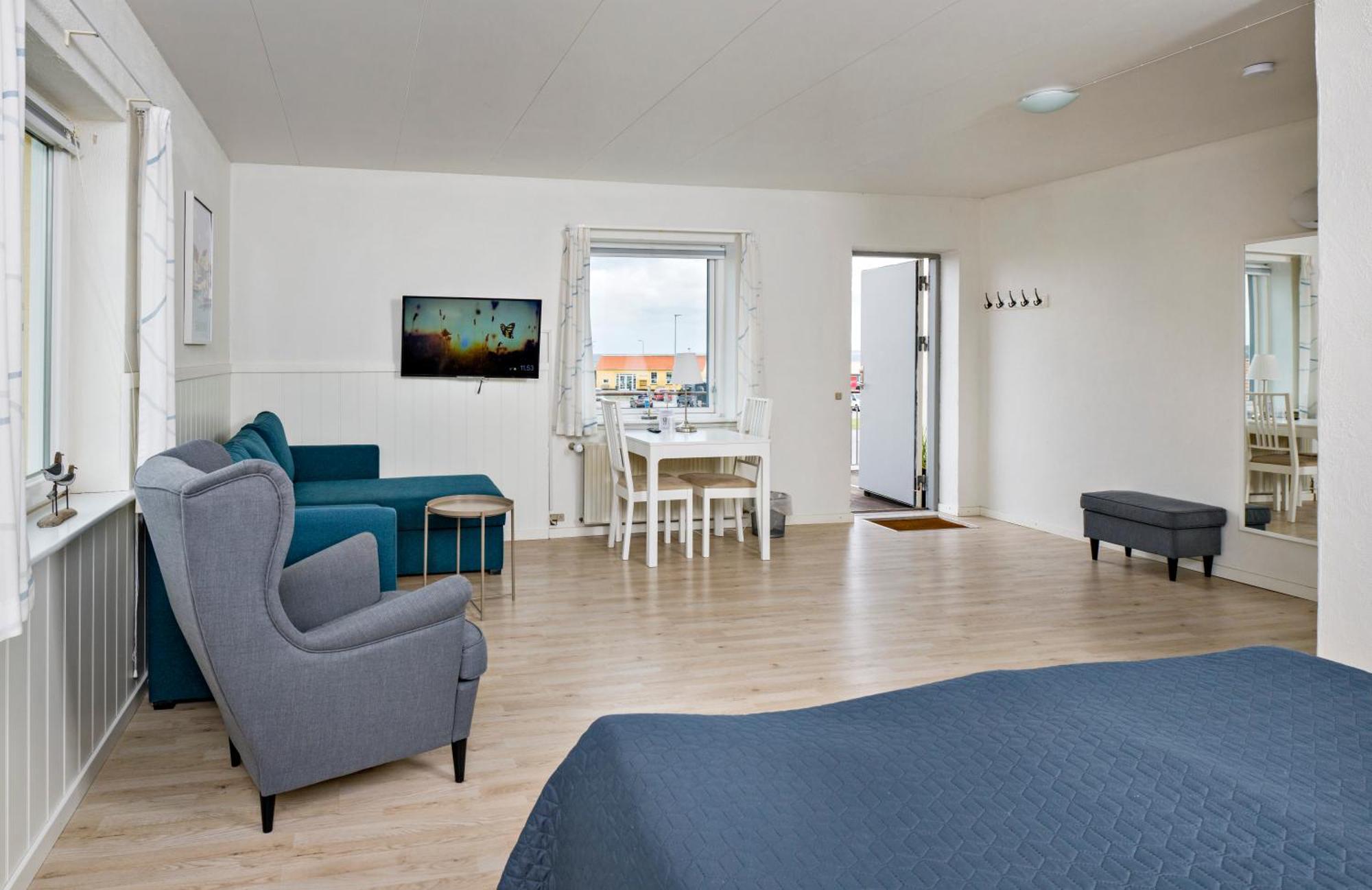 Hvalpsund Faergekro Esterno foto