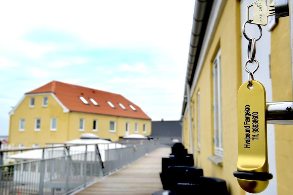 Hvalpsund Faergekro Esterno foto